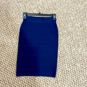 Bcbg bandage skirt size xs midi